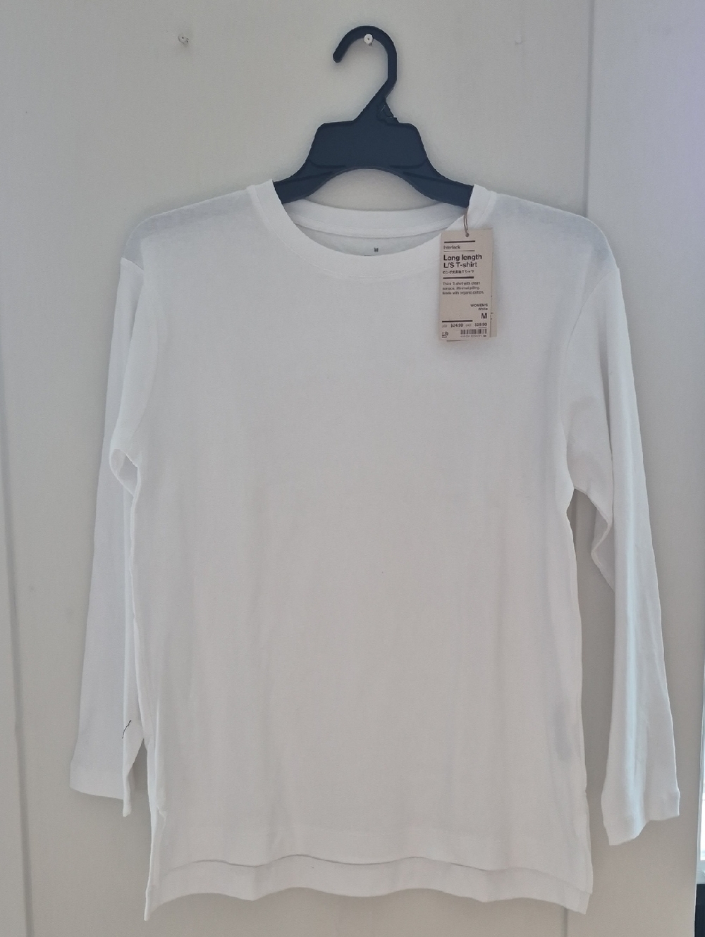 MUJI White Long Sleeve Crewneck Tee